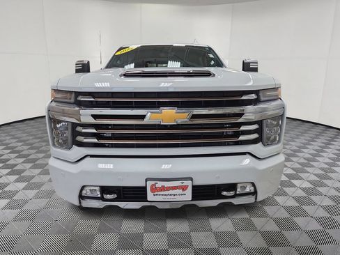 Used 2022 Chevrolet Silverado 2500 High Country AWD/4WD image 5