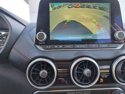 Used 2024 Nissan Sentra SR w/ Lighting Package image 10