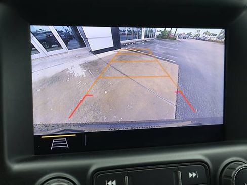 Used 2020 GMC Terrain SLT w/ Preferred Package FWD image 28