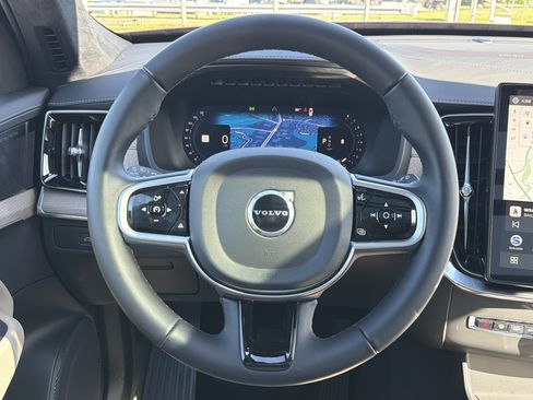 Used 2026 Volvo XC90 B6 Ultra w/ Lounge Package AWD/4WD image 18