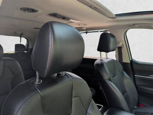 Used 2022 Kia Telluride EX w/ EX Premium Package AWD/4WD image 22