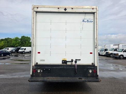 Used 2020 Chevrolet Express 3500 Extended w/ Power Convenience Package RWD image 5