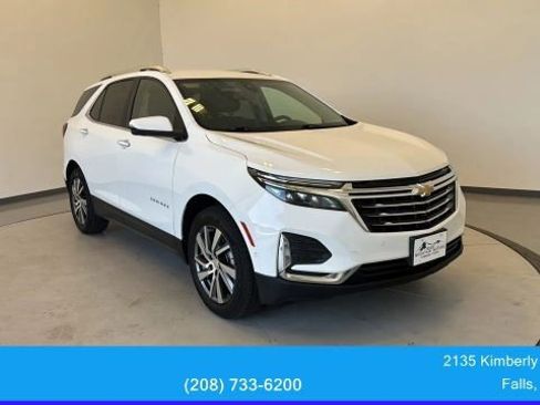 Used 2022 Chevrolet Equinox Premier AWD/4WD image 1