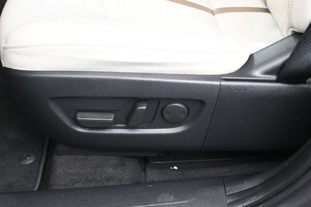Certified 2024 MAZDA CX-90 Plug-In Hybrid w/ Premium Plus AWD/4WD image 21