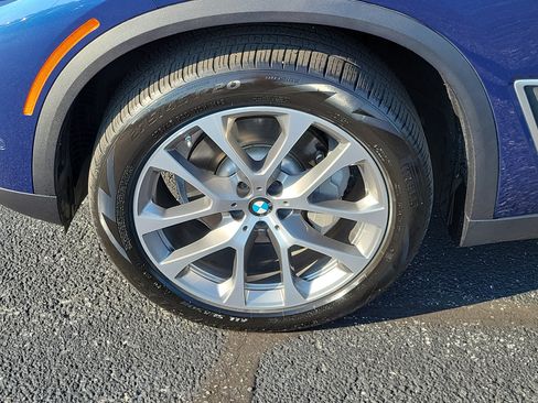 Used 2020 BMW X5 xDrive40i w/ Executive Package AWD/4WD image 7