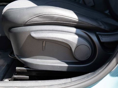 Certified 2024 Kia Seltos S image 21