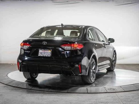 Certified 2024 Toyota Corolla SE image 5