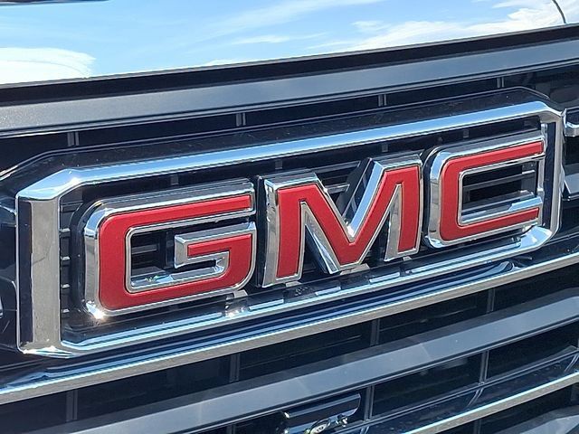 Used 2024 GMC Sierra 2500 SLT w/ SLT Premium Package AWD/4WD image 29