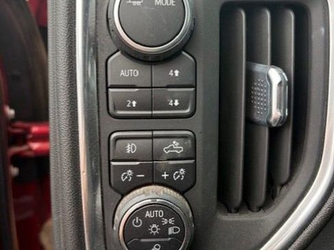 Used 2022 Chevrolet Silverado 2500 LTZ w/ LTZ Convenience Package AWD/4WD image 12