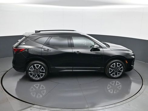 Used 2023 Chevrolet Blazer RS w/ Enhanced Convenience Package image 16