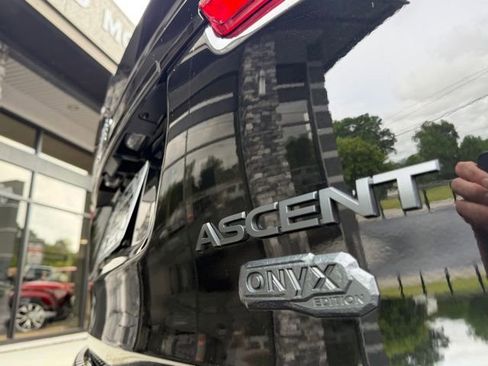 Used 2025 Subaru Ascent Onyx Edition w/ Onyx Package AWD/4WD image 10