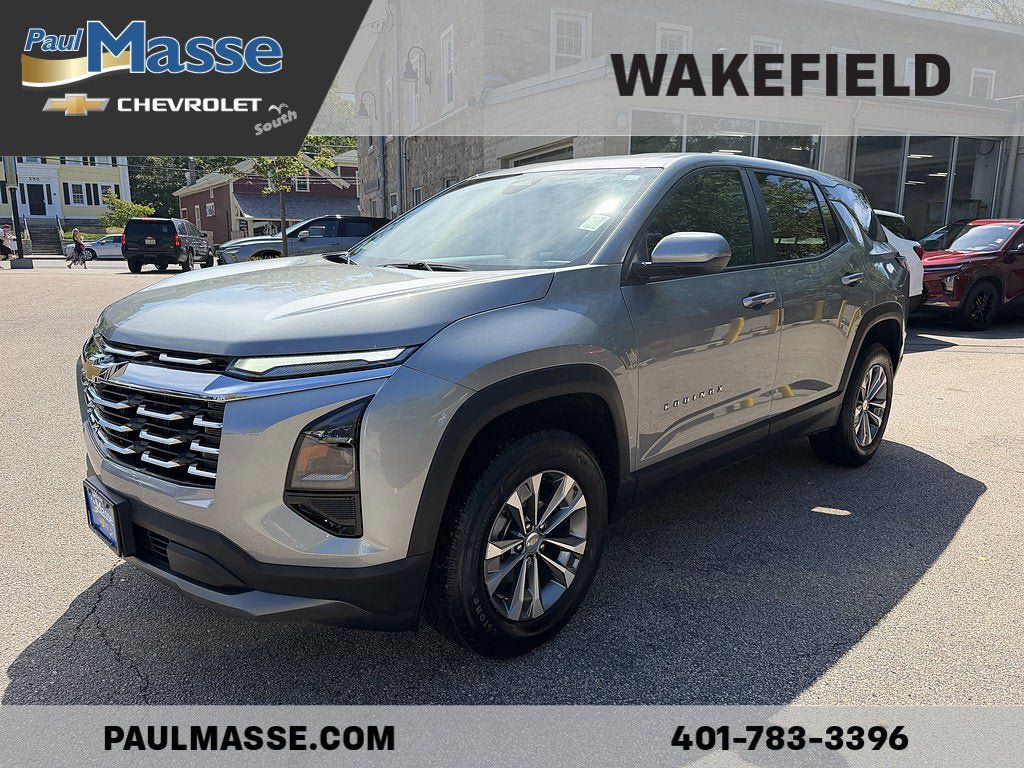 Certified 2025 Chevrolet Equinox LT FWD image 3