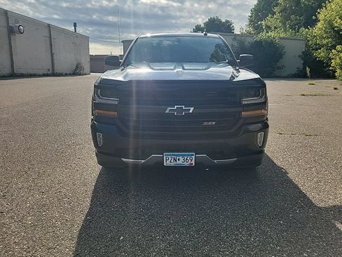 Used 2018 Chevrolet Silverado 1500 LT w/ All Star Edition AWD/4WD image 4
