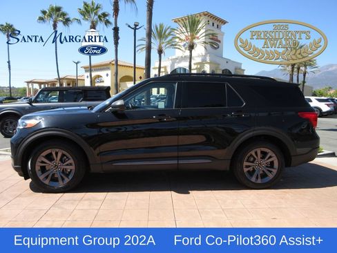 Used 2021 Ford Explorer XLT w/ Equipment Group 202A RWD image 1