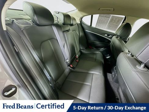 Used 2025 Genesis G70 2.5T image 29