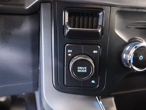 Used 2025 Ford F150 XLT w/ Equipment Group 302A MID image 9