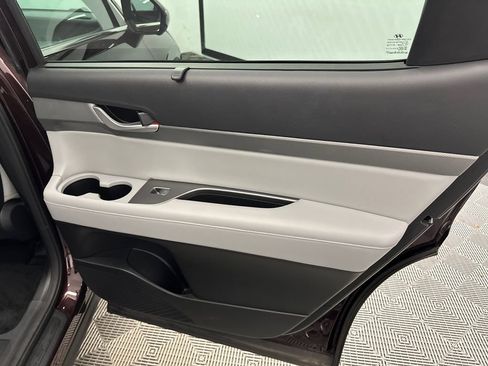 Used 2025 Hyundai Palisade SEL FWD image 18