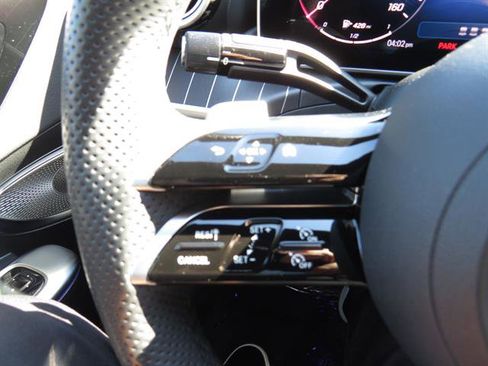 Used 2025 Mercedes-Benz C 300 4MATIC Sedan image 11