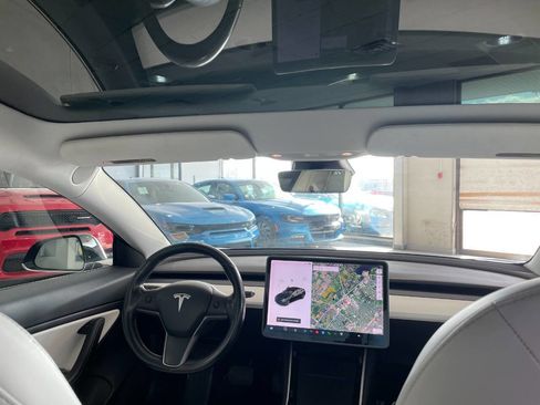 Used 2019 Tesla Model 3 Long Range image 26
