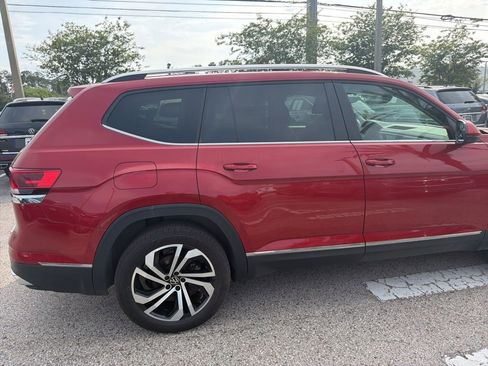 Certified 2023 Volkswagen Atlas SEL AWD/4WD image 19