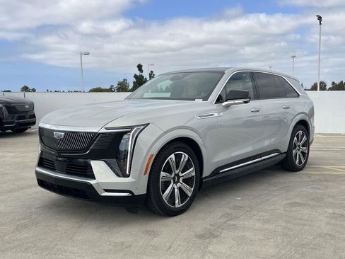 New 2025 Cadillac Escalade IQ Luxury 2 image 7