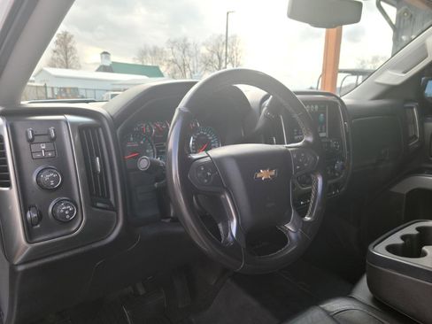 Used 2018 Chevrolet Silverado 1500 LT w/ All Star Edition image 9