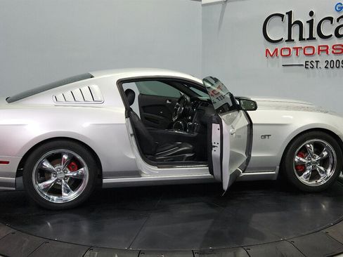 Used 2010 Ford Mustang GT Premium RWD image 22