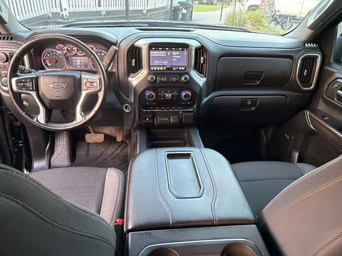 Used 2019 Chevrolet Silverado 1500 LT Trail Boss AWD/4WD image 29
