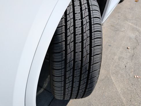 Used 2023 Audi Q5 2.0T Premium w/ Convenience Package image 12