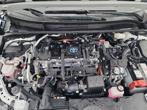 Used 2024 Toyota Corolla Hybrid Sedan image 27