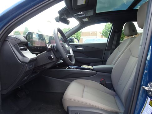 New 2026 Audi Q3 quattro 2.0T AWD/4WD image 4