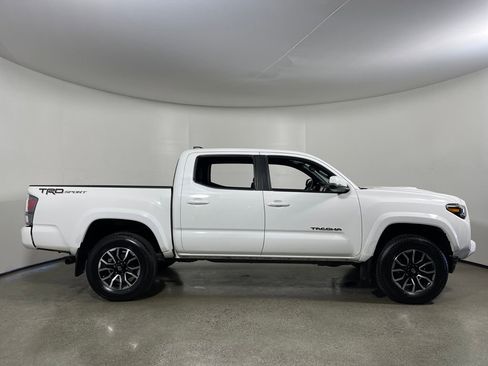 Certified 2023 Toyota Tacoma TRD Sport image 2
