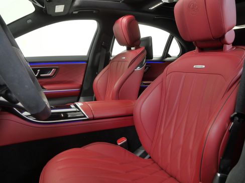 Used 2025 Mercedes-Benz S 63 AMG S image 16