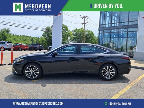 Used 2021 Lexus ES 350 w/ Premium Package FWD image 2