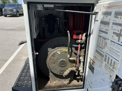 Used 2012 Ford F550 2WD Regular Cab Super Duty w/ Payload Upgrade Pkg image 19