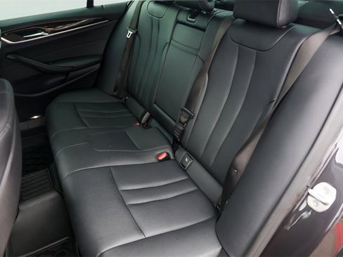 Used 2020 BMW 530i image 28