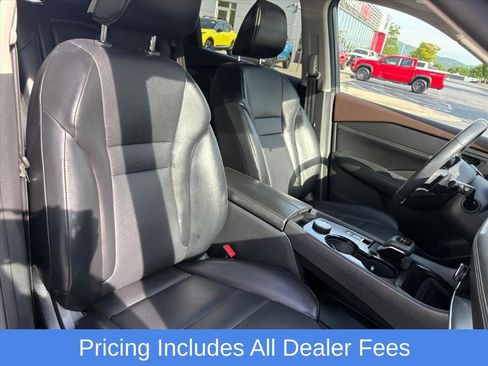 Certified 2022 Nissan Rogue SV w/ SV Premium Package AWD/4WD image 19