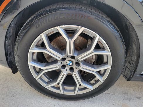 Used 2026 BMW X7 xDrive40i AWD/4WD image 18