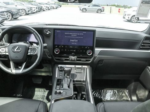 Used 2024 Lexus GX 550 AWD/4WD image 20