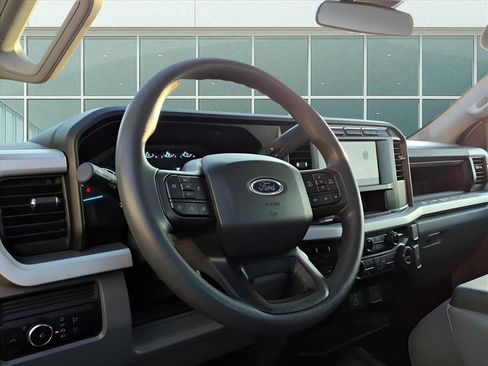 Used 2023 Ford F250 XL w/ XL Driver Assist Package image 3