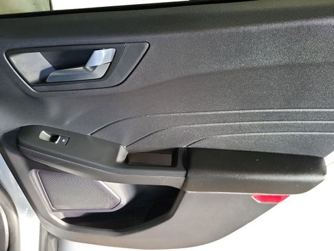 Used 2023 Ford Escape ST-Line image 22