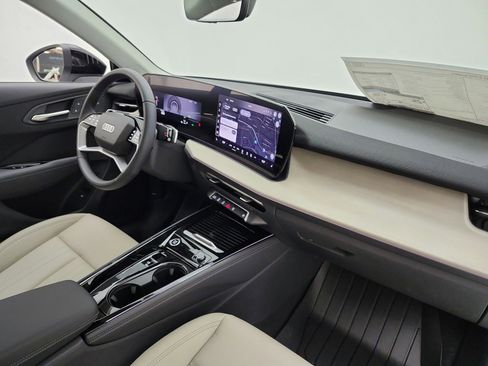 New 2026 Audi Q3 quattro 2.0T AWD/4WD image 15