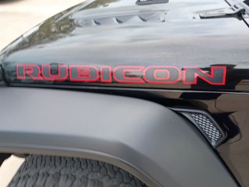 Used 2025 Jeep Wrangler Unlimited Rubicon image 13