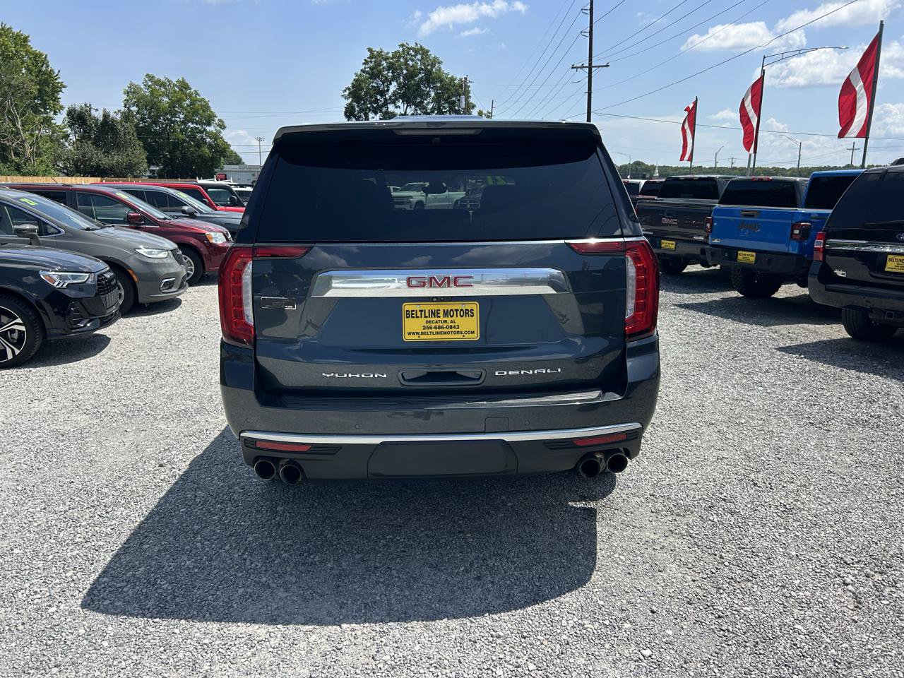 Used 2021 GMC Yukon Denali w/ Denali Premium Package RWD image 18