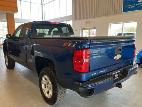 Used 2018 Chevrolet Silverado 1500 LT w/ All Star Edition AWD/4WD image 7