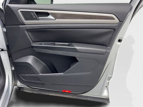 Used 2019 Volkswagen Atlas SEL image 44