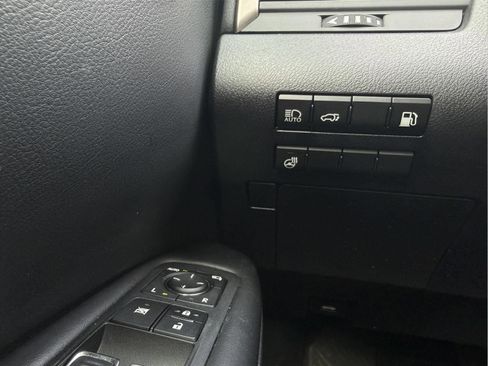 Used 2020 Lexus RX 450h AWD w/ Premium Package image 18