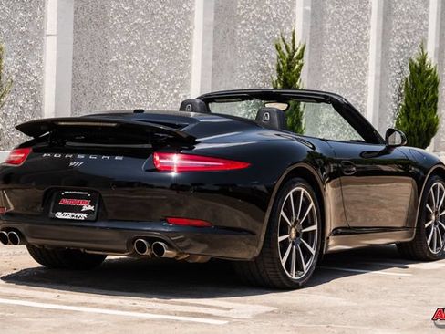 Used 2013 Porsche 911 Carrera RWD image 9