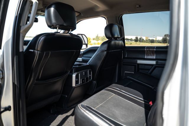 Used 2018 Ford F250 Lariat w/ Lariat Value Package AWD/4WD image 19