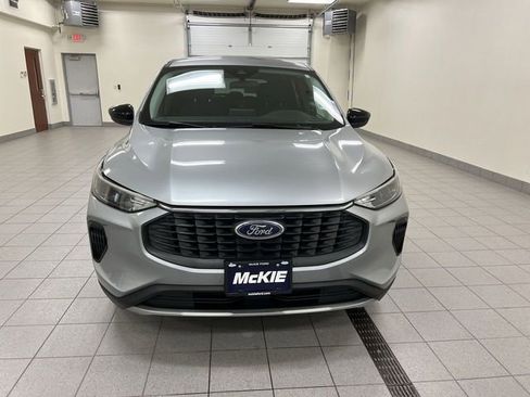 Certified 2024 Ford Escape Active AWD/4WD image 3